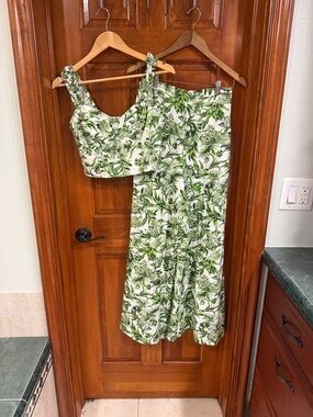Green Leaf Print Wide Leg Pants & Crop Top Set